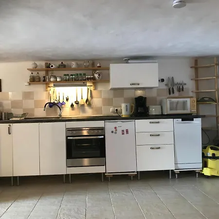 Landhaus Lombos Apartment *
